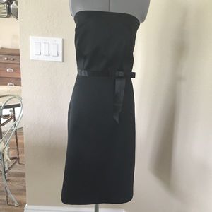 Laundry by Shelli Segal strapless